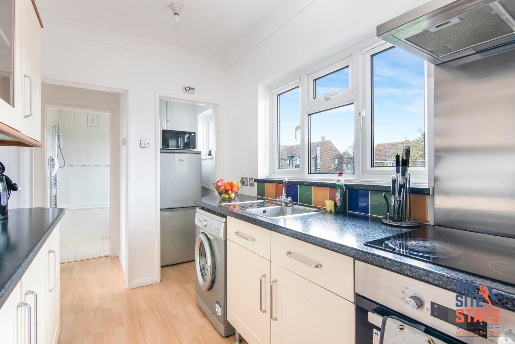 Onsitestays - Cosy 2-Bedroom Apartment With Private Entrance & Long Stay Prices Gravesend Dış mekan fotoğraf